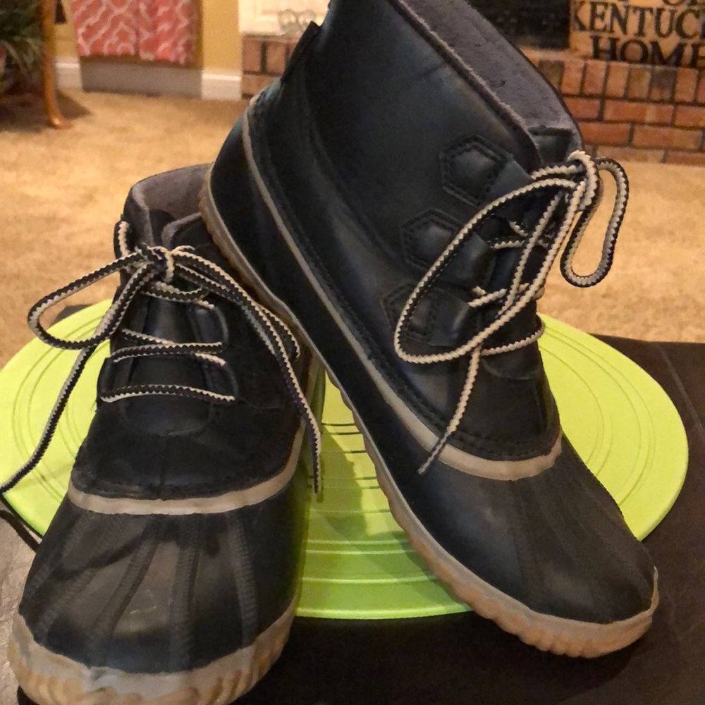 JBU Duck Boot